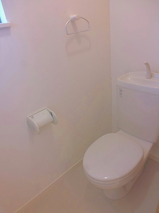 物件内観写真13　(トイレ)