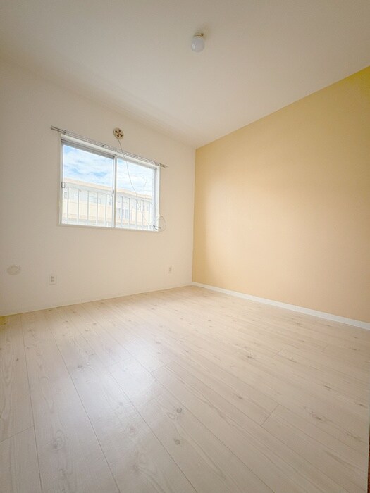 物件内観写真6　(居室)