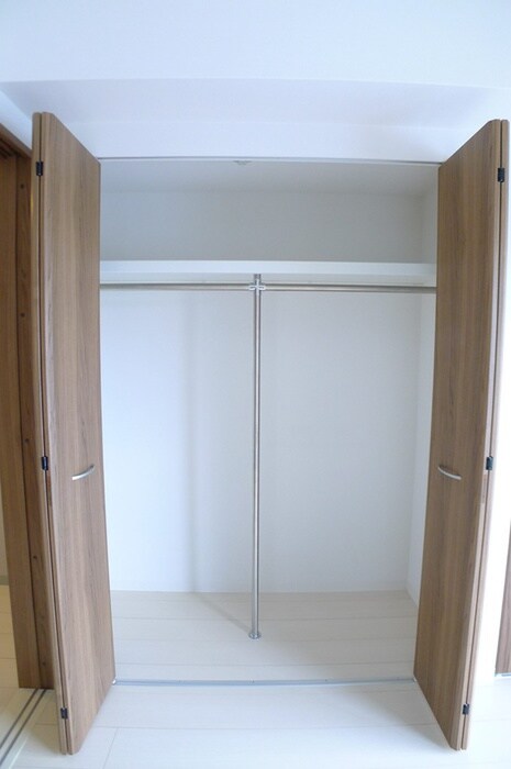 物件内観写真11　(収納)