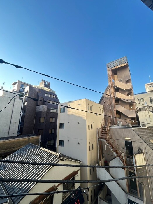 物件内観写真16　(室内からの展望)