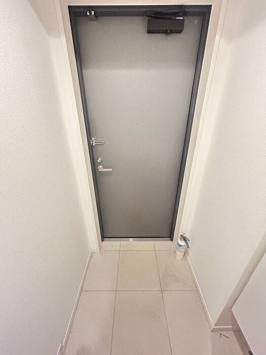 物件内観写真17　(玄関)
