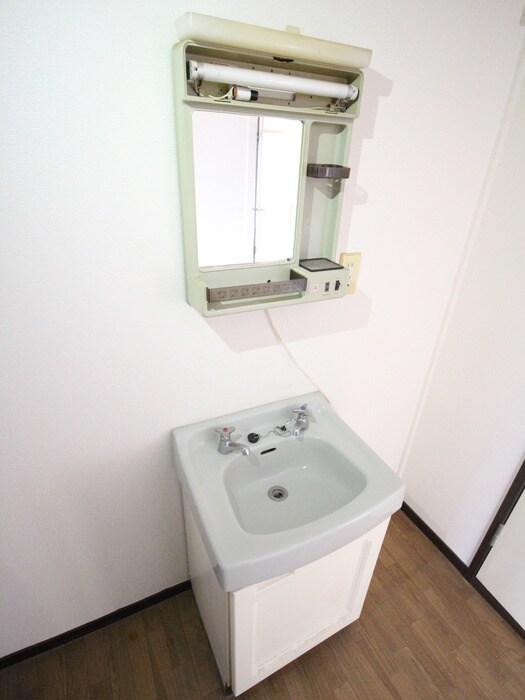 物件内観写真7　(洗面)