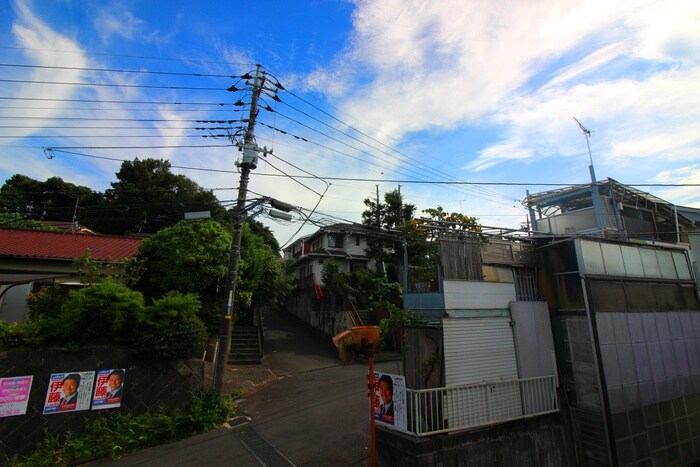 物件内観写真16　(室内からの展望)