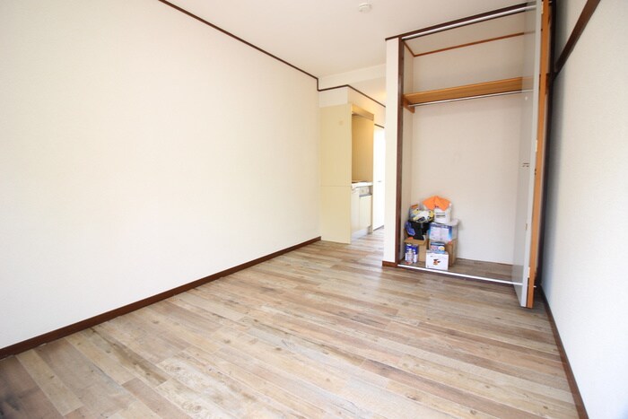 物件内観写真22　(居室)