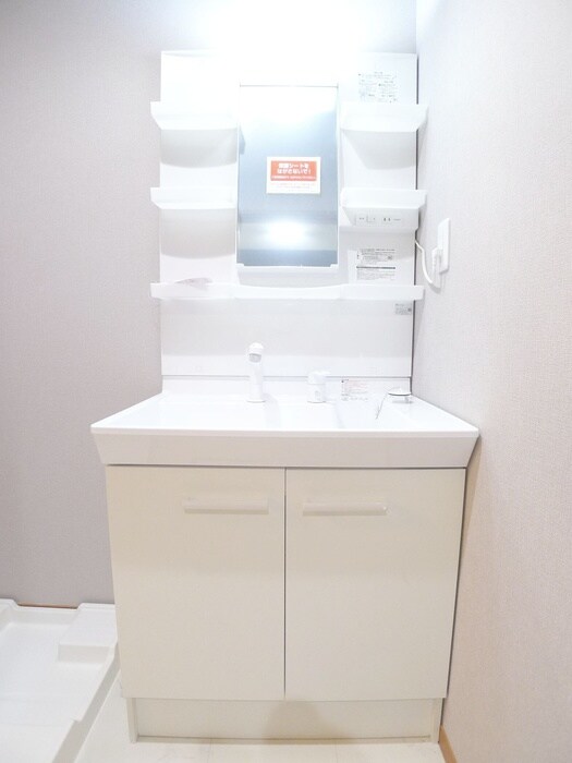 物件内観写真12　(洗面)