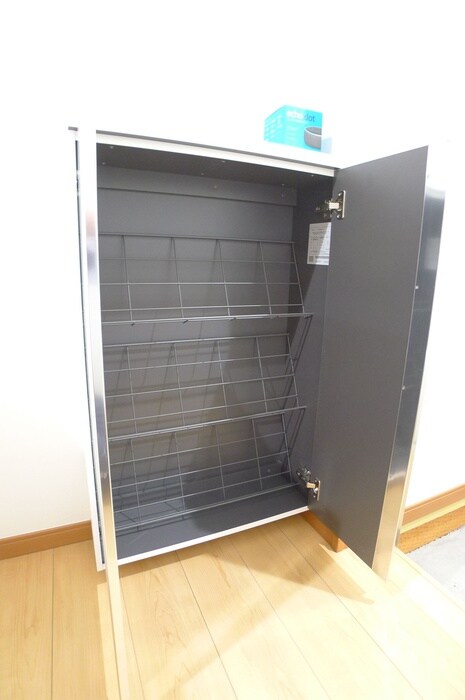 物件内観写真15　(靴箱)