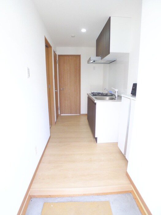 物件内観写真16　(玄関)