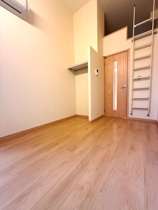 物件内観写真7　(居室)