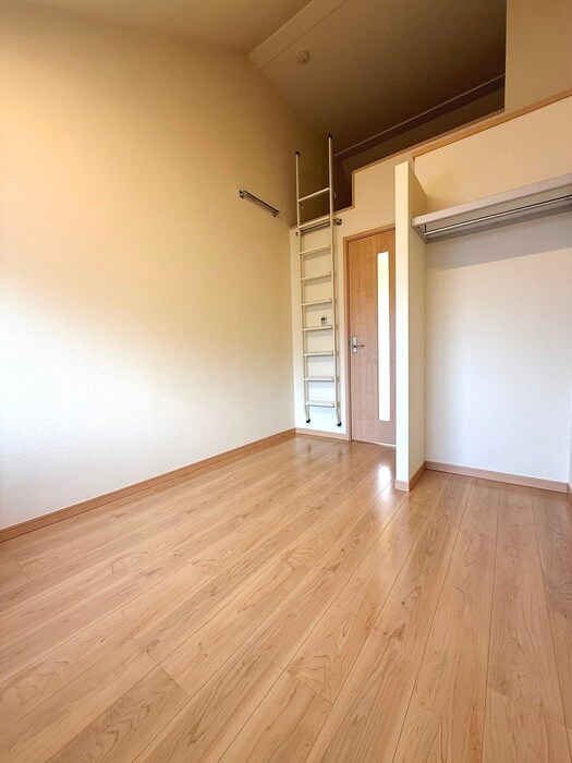 物件内観写真9　(居室)