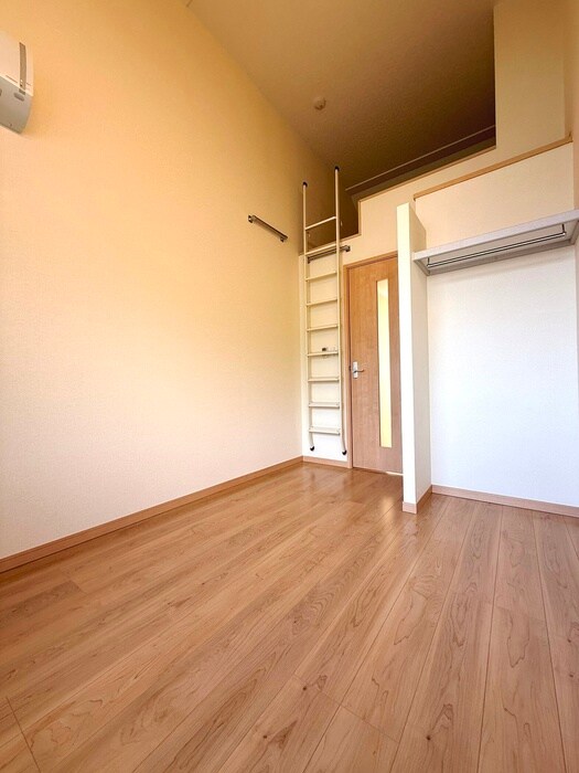 物件内観写真9　(居室)