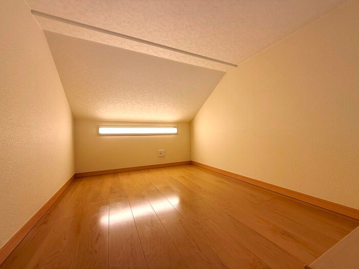物件内観写真12　(ロフト)