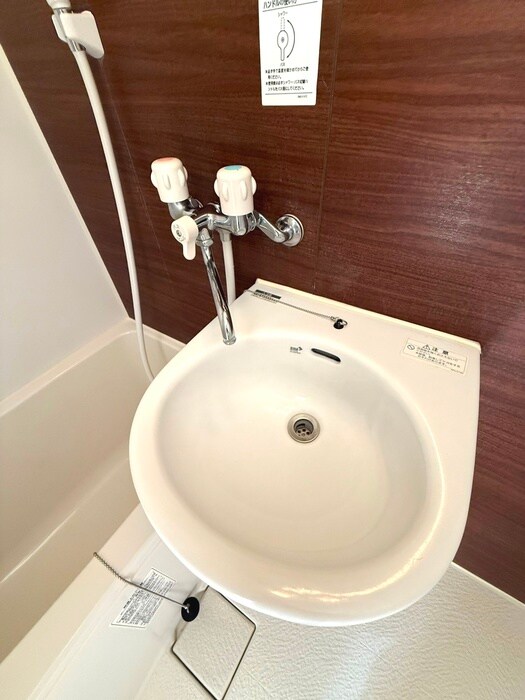 物件内観写真15　(洗面)