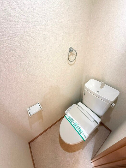 物件内観写真16　(トイレ)