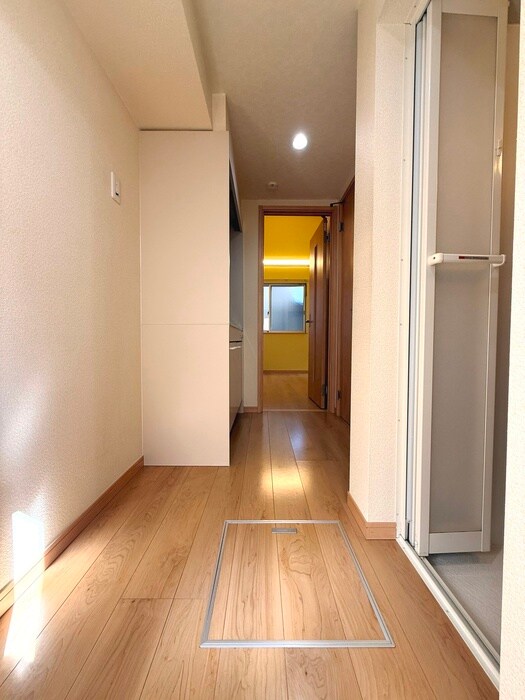 物件内観写真20　(廊下)