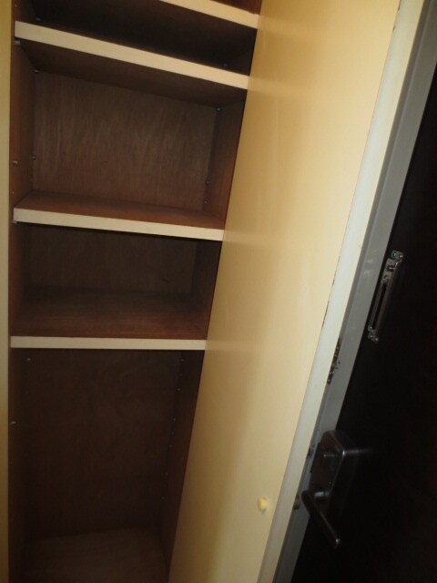 物件内観写真13　(靴箱)