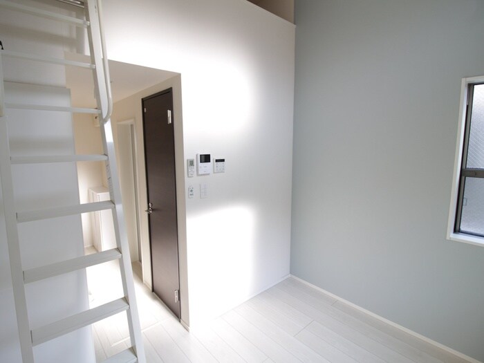 物件内観写真13　(居室)