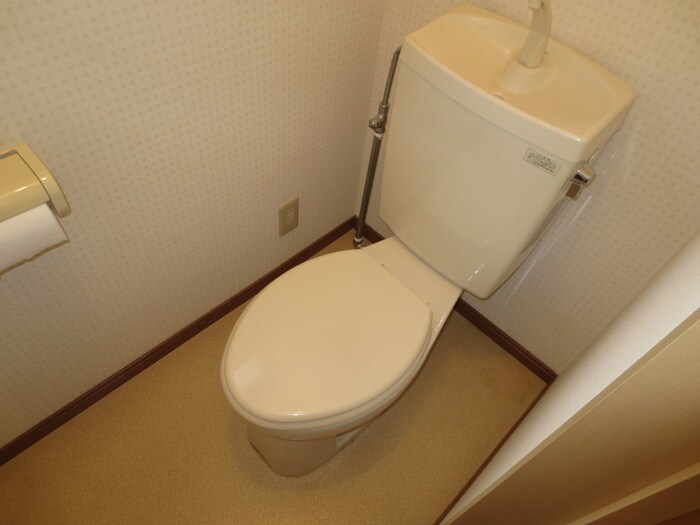 物件内観写真9　(トイレ)