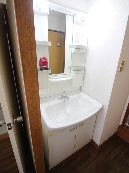 物件内観写真10　(洗面)