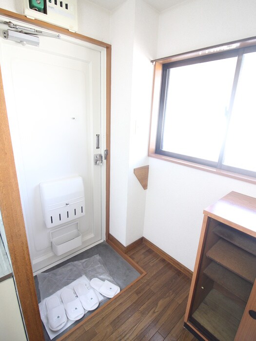 物件内観写真20　(玄関)