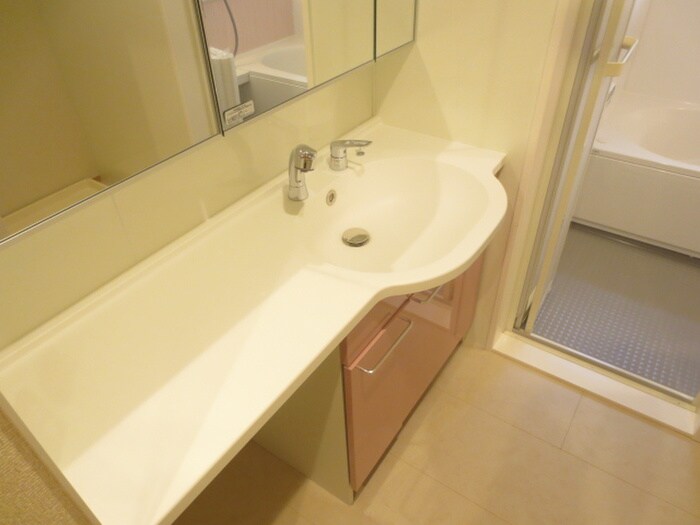 物件内観写真8　(洗面)