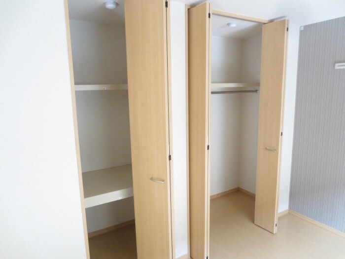 物件内観写真10　(収納)
