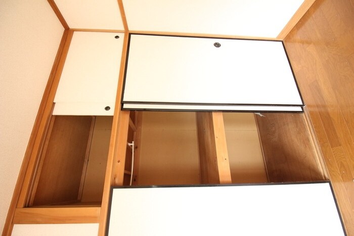 物件内観写真10　(収納)