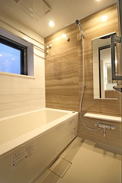 物件内観写真12　(バス／シャワールーム等)