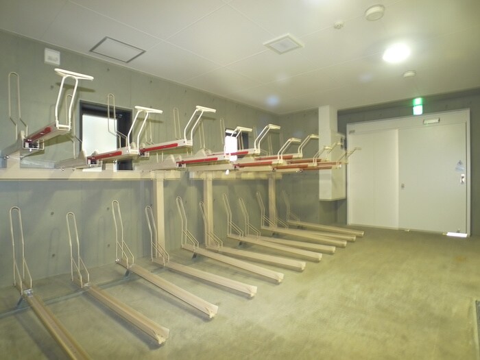 物件外観写真6　(駐輪場)