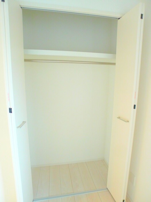 物件内観写真13　(収納)