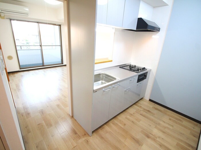 物件内観写真9　(室内からの展望)