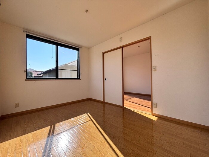 物件内観写真7　(居室)