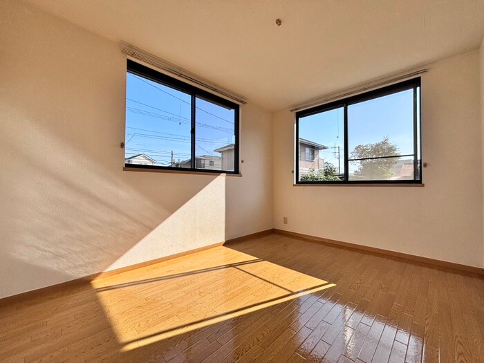 物件内観写真11　(居室)