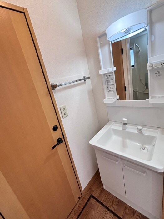 物件内観写真17　(洗面)