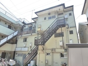 若杉アパ－ト外観写真