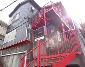 クロノス秦野外観写真