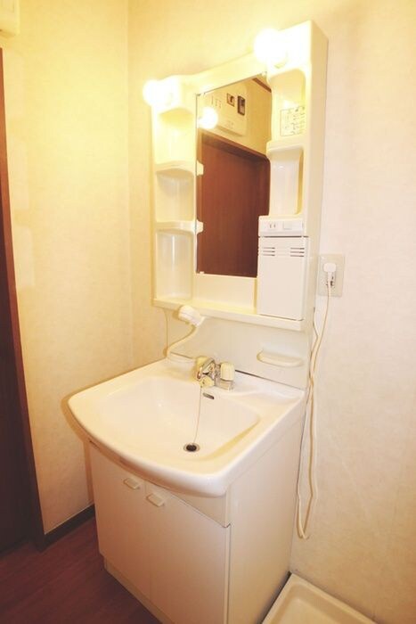 物件内観写真5　(洗面)