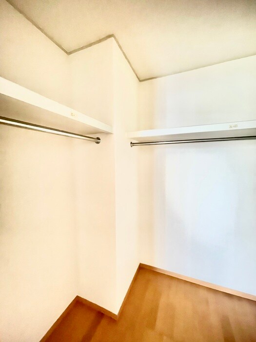 物件内観写真15　(収納)