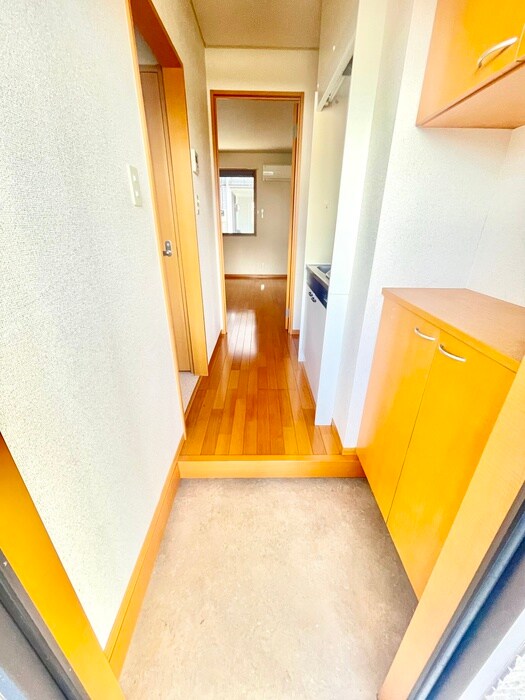 物件内観写真19　(廊下)