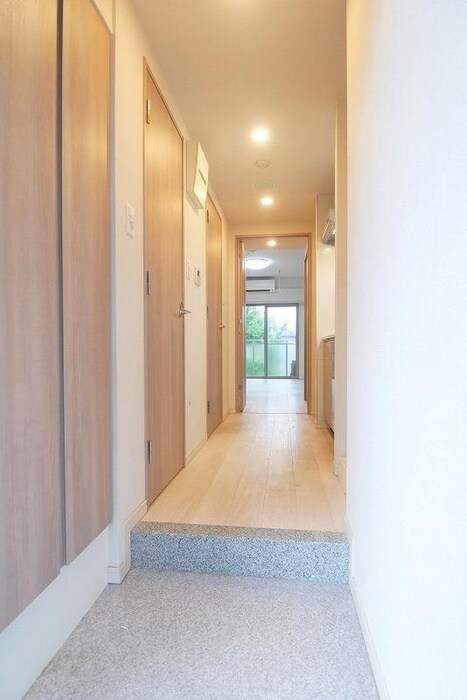 物件内観写真14　(廊下)