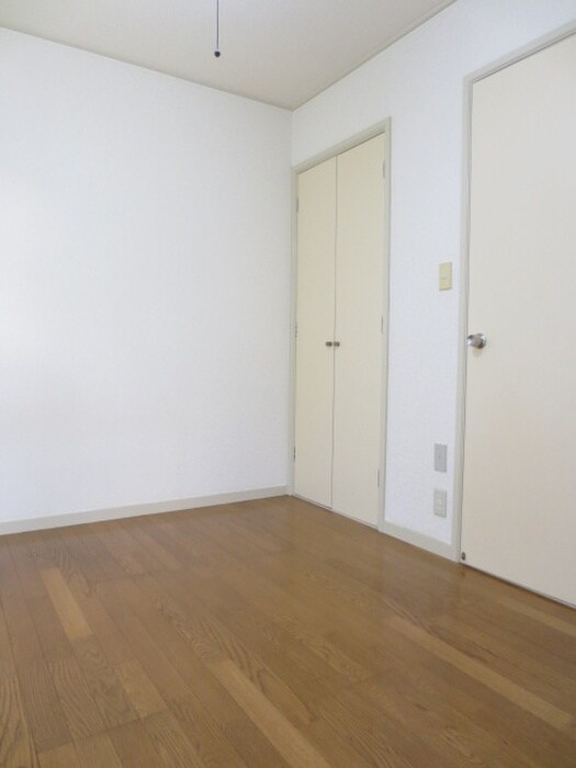 物件内観写真6　(居室)