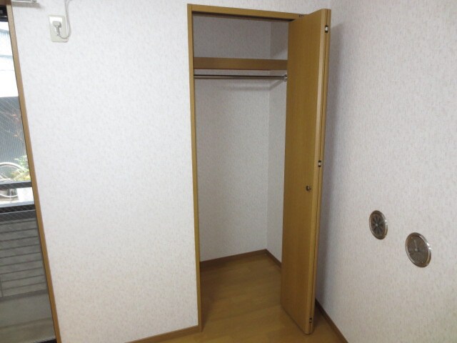 物件内観写真12　(収納)