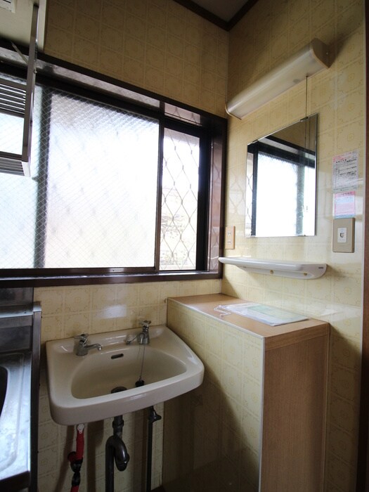 物件内観写真12　(洗面)