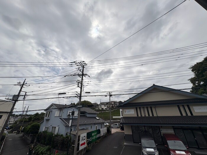 物件内観写真18　(室内からの展望)