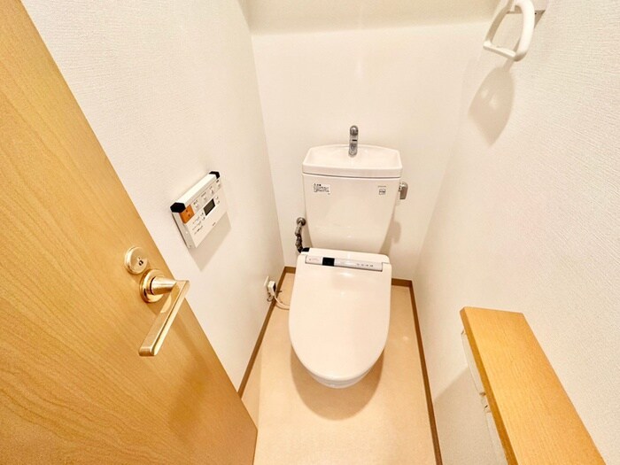 物件内観写真12　(トイレ)