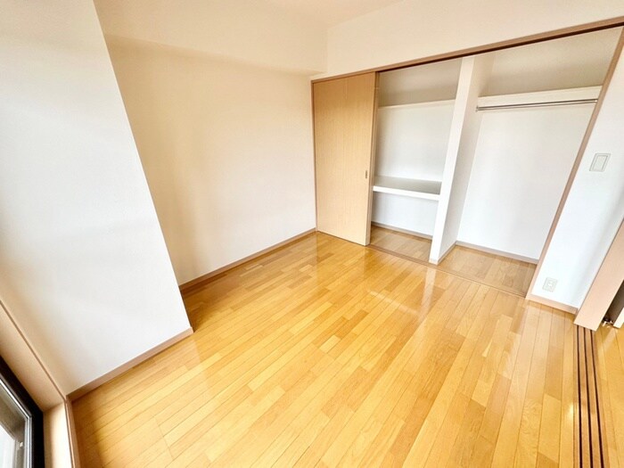 物件内観写真16　(収納)