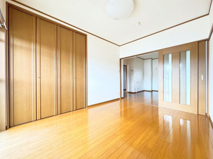 物件内観写真6　(居室)