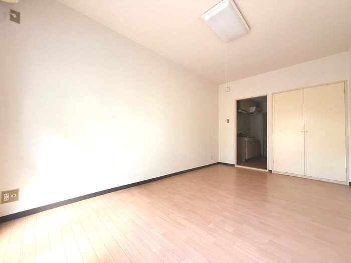 物件内観写真8　(内観写真)