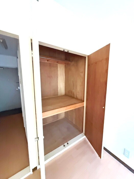 物件内観写真10　(収納)