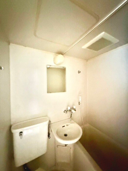 物件内観写真14　(洗面)