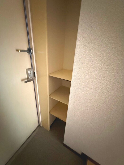 物件内観写真20　(靴箱)